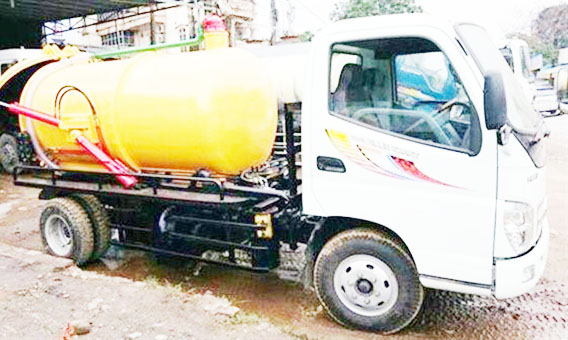 Hút hầm cầu phường Tân An Thành phố Thủ Dầu Một uy tín 2 doi-ngu-nhan-vien-chuyen-nghiep-nhieu-nam-kinh-nghiem