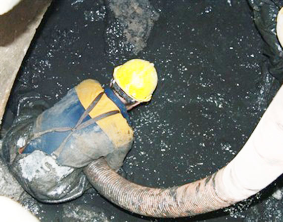 Sai lầm hút hầm cầu xã Tân Hiệp Huyện Phú Giáo cần tránh 2 kiem-tra-thuc-trang-de-co-phuong-an-xu-ly-hieu-qua