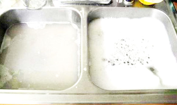 5 nguyên nhân gây tắc cống phải nhờ đến dịch vụ thông cống nghẹt xã Tân Mỹ Huyện Bắc Tân Uyên 4 do-thuong-xuyen-su-dung-chat-tay-rua