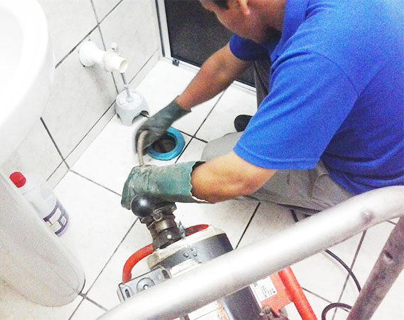 Cách thông cống nghẹt Huyện Bắc Tân Uyên bằng máy nén khí 3 su-dung-may-nen-khi-thong-cong-nghet-mang-lai-nhieu-loi-ich