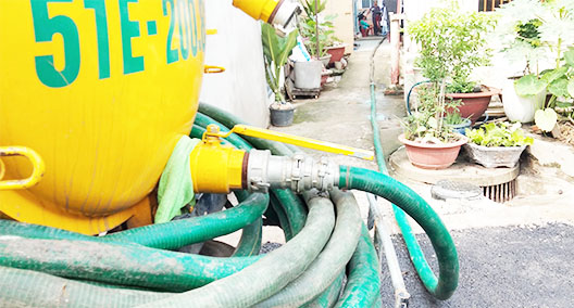 Liên hệ thông cống hút hầm cầu Xã Bông Trang Huyện Xuyên Mộc BRVT 2 dich-vu-tai-nha-rieng-cong-ty-trong-khu-vuc-xa-bong-trang-huyen-xuyen-moc