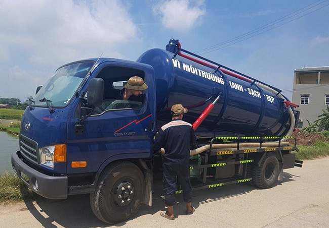 Cty Hút Hầm Cầu Thông Cống Nghẹt Tại Cần Thơ Nhanh Sạch 100% Hoàng Đình 5 xe-hut-ham-cau-can-tho