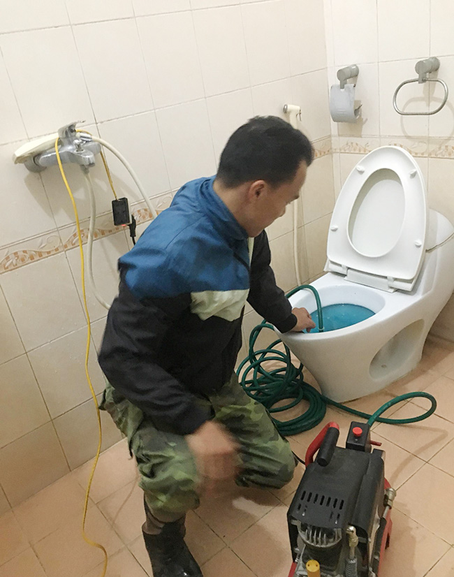 Cty Hút Hầm Cầu Thông Cống Nghẹt Tại Cần Thơ Nhanh Sạch 100% Hoàng Đình 3 thong-cong-nghet-tai-can-tho