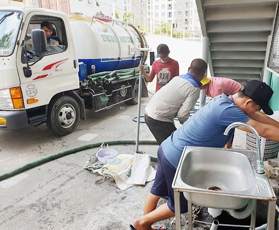 Công ty thông cống nghẹt rút hút hầm cầu tại Bạc Liêu giá rẻ, phục vụ 24/7 4 cac-phuong-phap-thuc-hien-rut-ham-cau-gia-re-tai-nha-bac-lieu-cua-hoang-dinh